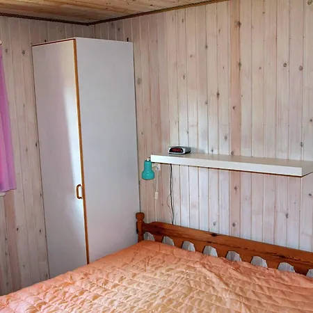 5 Person Holiday Home In Aabybro Vakantiehuis *