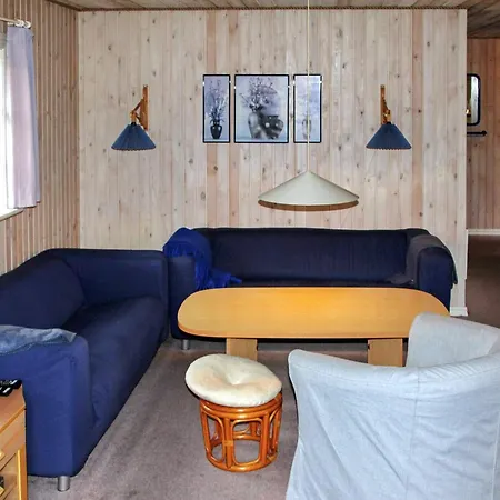 Secluded Forest Retreat At Gjol-by Traum Σπίτι διακοπών Åbybro